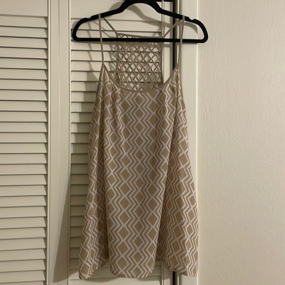 Geometric Long Tank